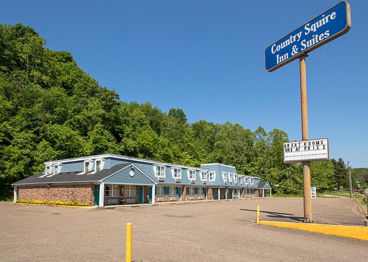 Country Squire Inn And Suites Coshocton Exterior photo